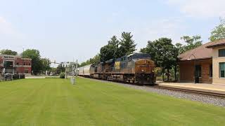 csx m326 in holland Michigan.