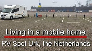 Living in a mobile home 110, RV Spot Urk, in the Netherlands