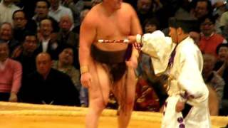 Sumo 大相撲　九州場所　７日目　結びの一番　白鵬　VS　豪栄道