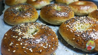 EASY HOMEMADE BAGELS