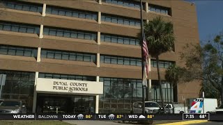 Duval county school board is revisiting the mask policy