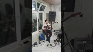 Qoşqar Gitara Möhtəşəm ifa