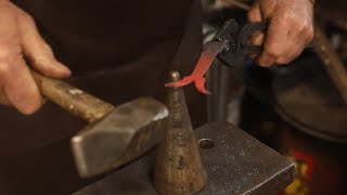 Forge Around the World  - part 1 - hinges