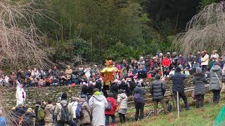 Akiba Shrine Festival 2019, 秋葉祭り 【8】練り途中・中越家横道での「神輿の揺らし」 (4k) 高知県仁淀川町