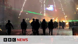 Protests continue in Georgia after EU bid suspended | BBC News