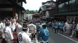 東町東栄会、仲之町が待つ成田観光館前で手踊り　成田祇園祭2016 　初日　00171