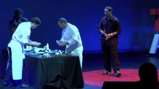 TEDxAthens 2011 - Chiliadaki & Roussos