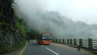 നല്ല മഞ്ഞ് പുതച്ച വഴിയിലൂടെ ksrtc യിൽ യാത്ര ചെയ്യണം ഇതുപോലെ 😍 KSRTC ❣️ Wayanad