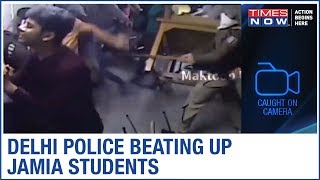 Delhi police brutally attack Jamia students in the Library