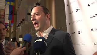 Tony Hale talks about Julia Louis-Dreyfus being honored with the Mark Twain Prize