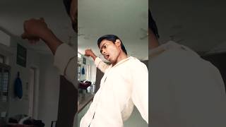 अरे सामे कमर टूट गई 😱। comedy video 🤣 #funnyshorts #comedy #trending #viral #shortsfeed  #misthi