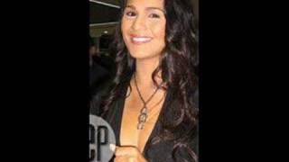 Classic Beauty: IZA CALZADO