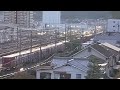 疏水から山科駅通過の貨物列車を7倍で撮りました