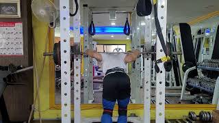 공덕헬스  9월 11일 스쿼트 200kg  굿모닝 100kg 시합전 마지막하체 금/토는 온갖 명품머신만 5시간씩 영접했는데 몸이 싸구려라 안맞음 ㅋㅋㅋ