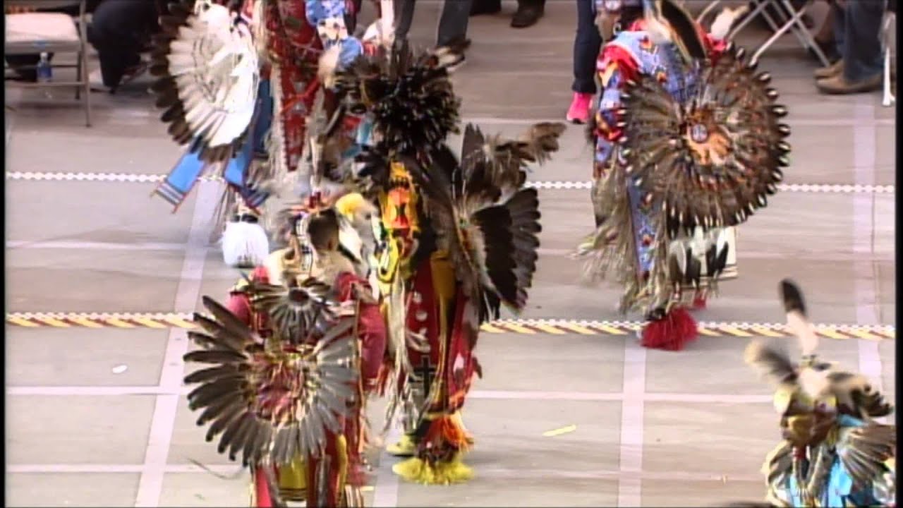 Northern Traditional - 2015 Gathering Of Nations Pow Wow - PowWows.com ...