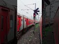 twin train parallel running samastipur jn. husn tera tauba