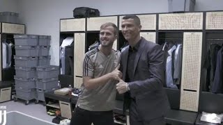 CRISTIANO RONALDO MEETS HIS JUVENTUS TEAM MATES FOR THE FIRST TIME
