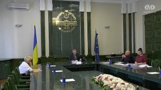 У телефонному режимі “Міська влада відповідає”