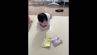 6개월 아기의 배밀이  #귀여운 #baby #사랑해 #미소천사 #cute #아기 #6개월아기 #배밀이 #성장일기