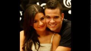 Need you Now , Mark Salling y Lea Michele