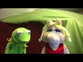 Kermit and Miss Piggy Sing Itsy Bitsy Teeny Weeny Yellow Polka Dot Bikini