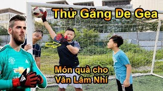 Thử Thách Bóng Đá Đỗ Kim Phúc tặng găng tay của thủ môn De Gea cho Đặng Văn Lâm nhí bắt Penalty