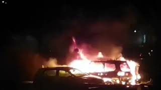 230303 Flera bilar i brand på Apelgatan i Norrköping