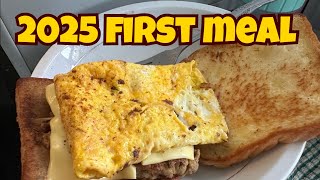 2025's BEST Breakfast Hack Homemade Hamburger Egg Sandwiches