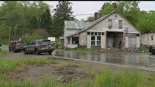 Michael Scott, 33, arrested after police standoff in Clarks Mills, Pennsylvania