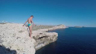 CROATIA CLIFF JUMPING!! Massive 106 foot dive