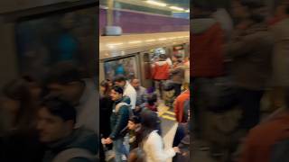 Delhi metro 🚇 आखिर रात के समय क्यों नहीं चलती मेट्रो, कारण जानकर हो जाएंगे हैरान #amazingfacts