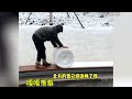 这难道就是北方孩子的快乐吗，今年的第一场雪终究还是落在了东北