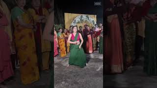 Umliyo Bhane Pokhincha #nepalisong #sangeetdance #weddingdance #danceshorts