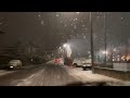 La neve cade nella sera di Varese