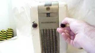 Vintage Westinghouse Model H126 Refrigerator Tube Radio