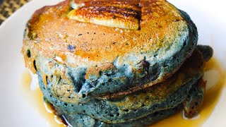 blue pancakes! Vegan blueberry and banana pancakes, so easy, so tasty!