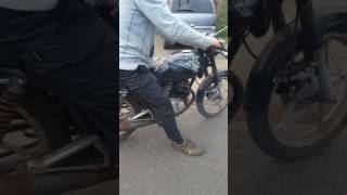 Suzuki GS125 Running