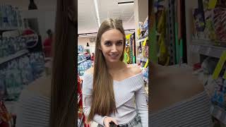 Biorę inne rzeczy niż moja dziewczyna chce #funny #relationship #shopping #girl #viralvideo