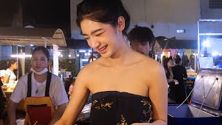 Beautiful Smile Queen Of Omelet Laos - Laos Street Food