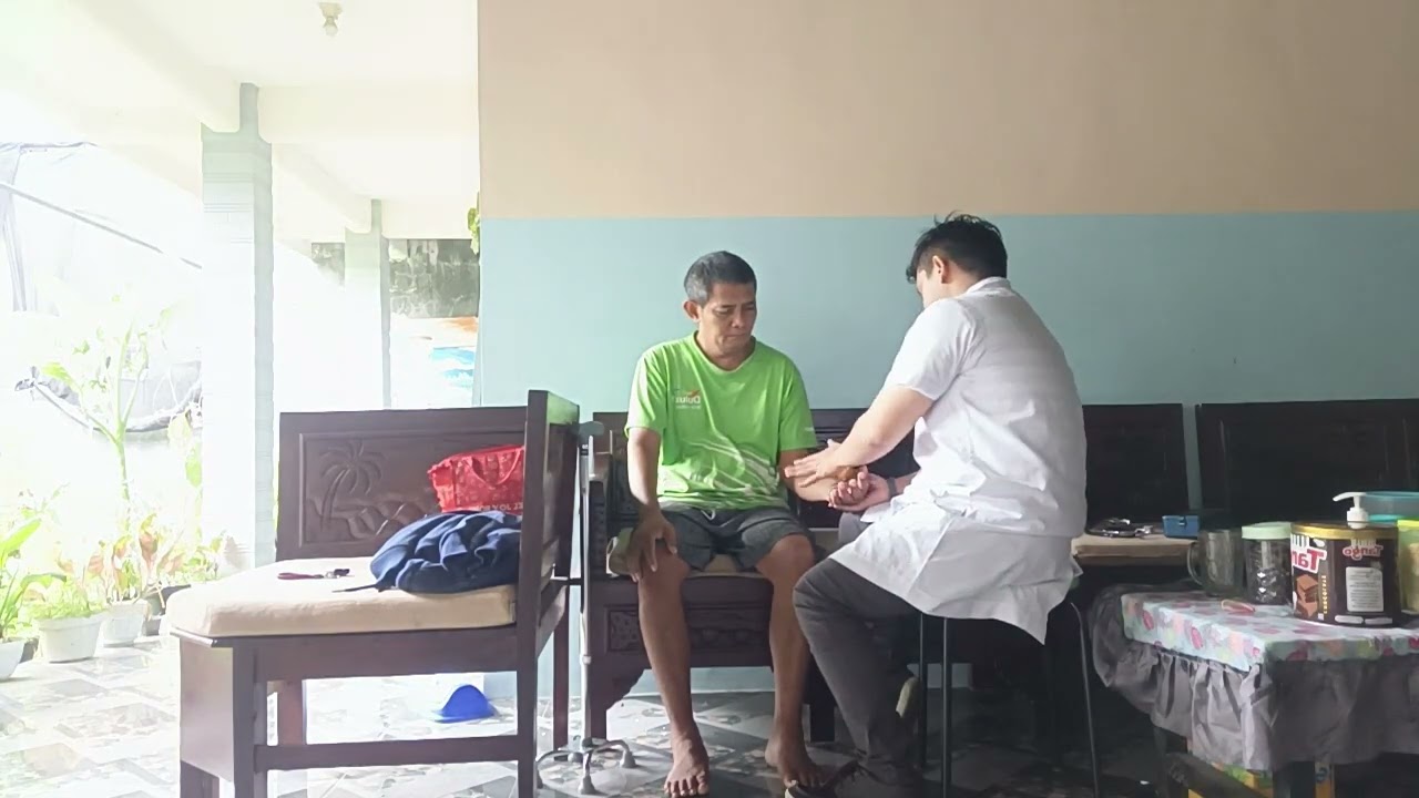 ROM PASIF, Fisioterapi, Latihan Gerak Pasien Stroke Posisi Duduk - YouTube