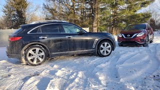 Infiniti FX50 tackles the Snow Storm (with Bald Tires)