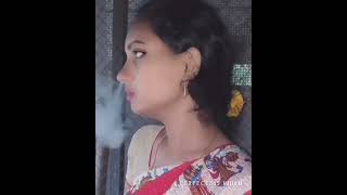 Indian aunty smoking hot