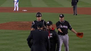 MIA@LAD: Mattingly, Phelps ejected in the 8th inning