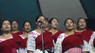 CORO RÍOS DE AGUA VIVA DE RIOBAMBA. En el Lanzamiento de sus Trabajos Discográficos.