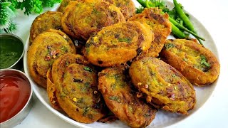 केवल 2 कच्चे आलू  से बना गरमा गरम कुरकुरा नाश्ता जो भी खाए खाता ही जाए | Crispy aalu ka nashta