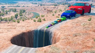 Resizable ETK 800 Big and Small Cars vs Massive Giant Pit – BeamNG.Drive