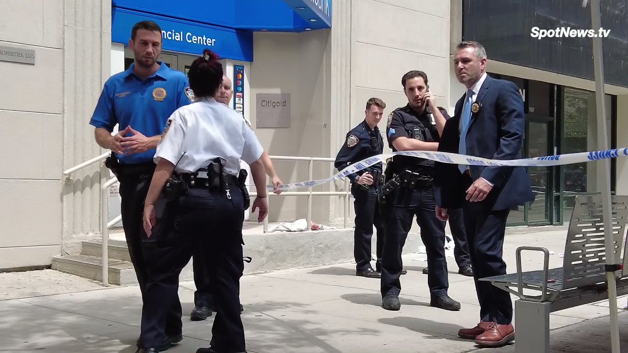 Broad Daylight Stabbing On The Upper East Side, NYC 0702211 - YouTube