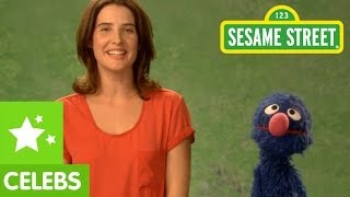 Sesame Street: Cobie Smulders shows Grover how to be Courteous