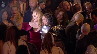 ADELE, BEYONCÉ, & LIZZO Taking Photos At The GRAMMYs | Audience Cam | 2023 GRAMMYs
