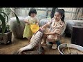 Cute chef want to help Mom cooking - Cook big fish for dinner - Sreypov life show